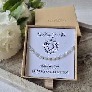 Bransoletka "czakra gardła" w ozdobnym pudełku