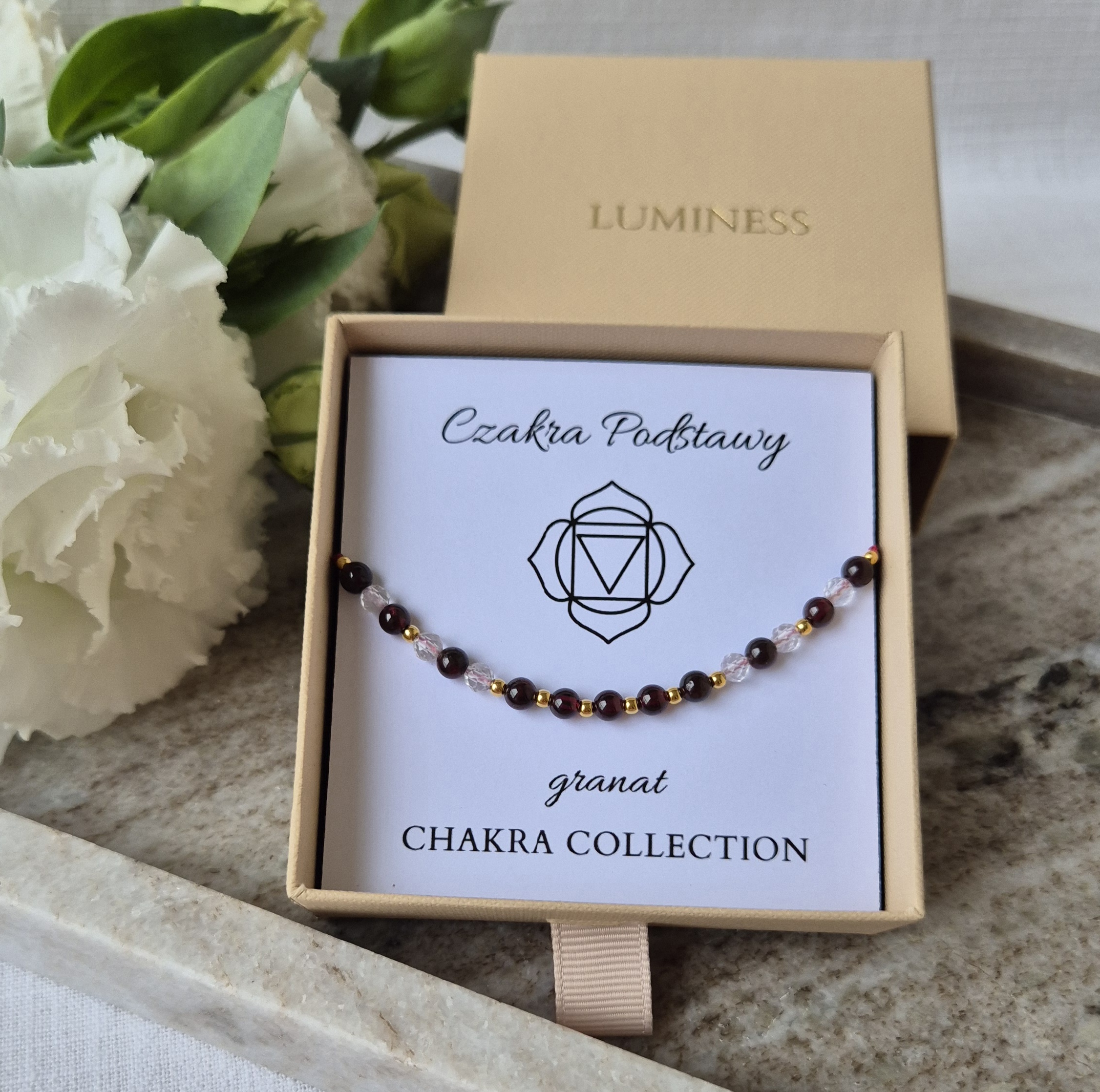 Bransoletka "czakra podstawy" w ozdobnym pudełku
