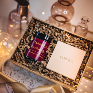 Zestaw prezentowy – świeca sojowa i bransoletka z intencją